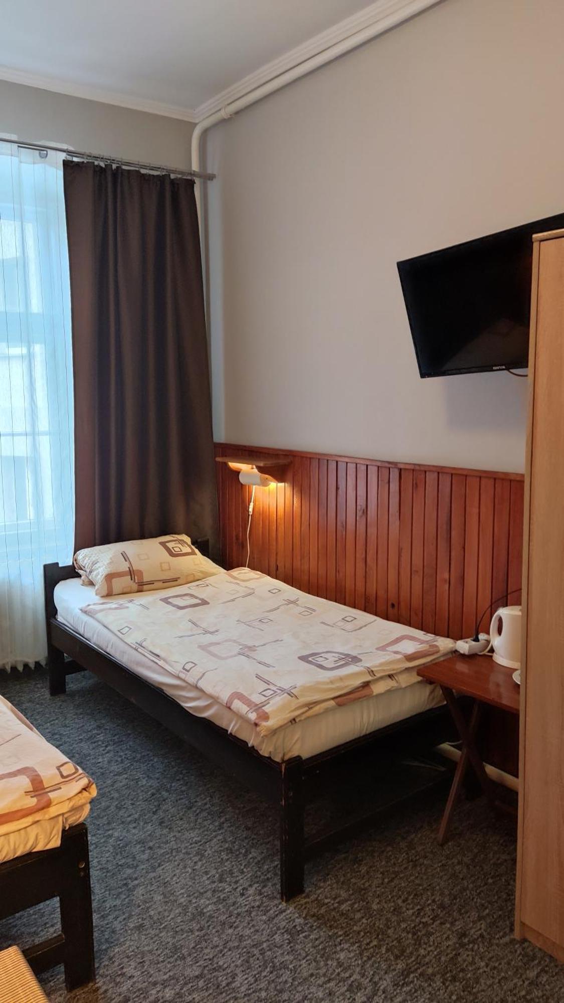 Namysłów Hotel Polonia מראה חיצוני תמונה