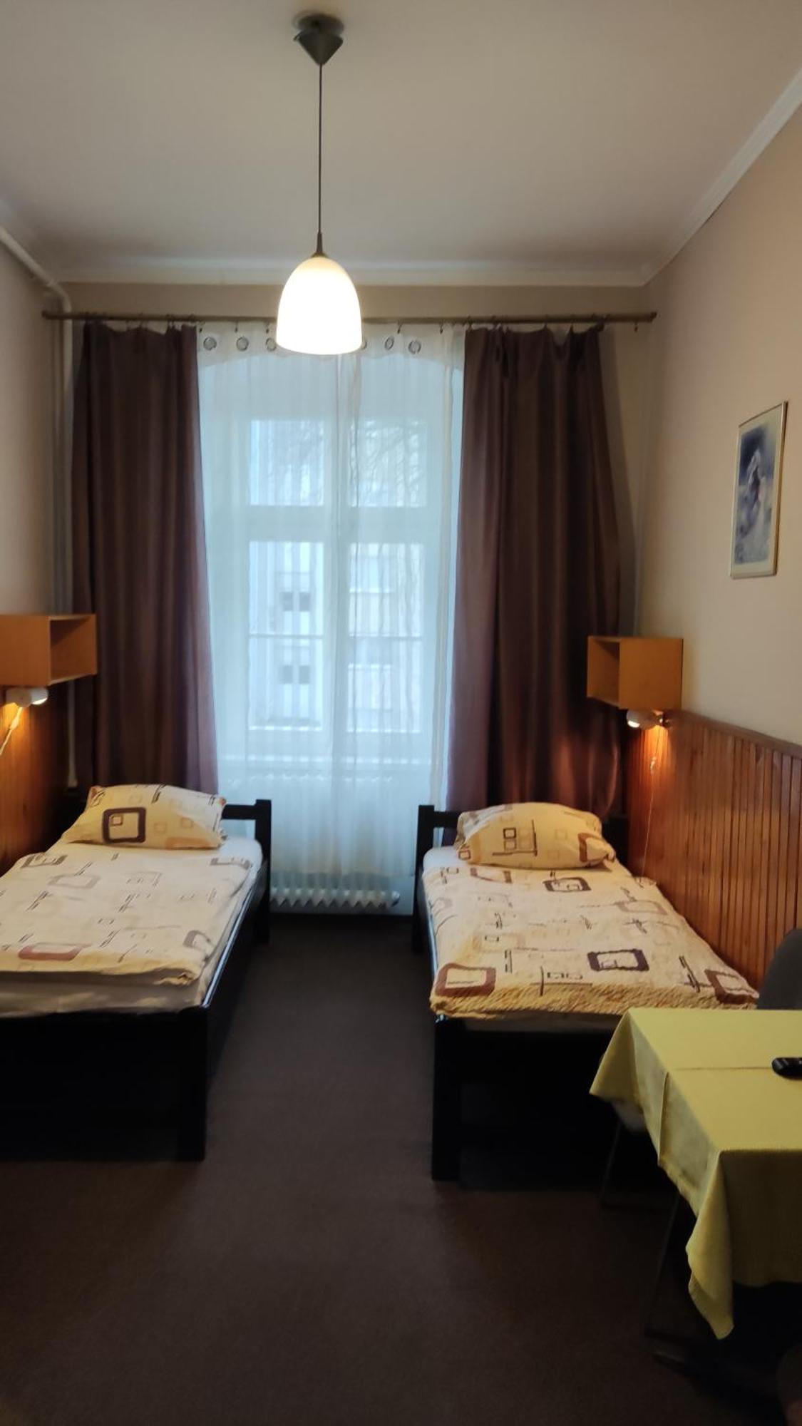 Namysłów Hotel Polonia מראה חיצוני תמונה