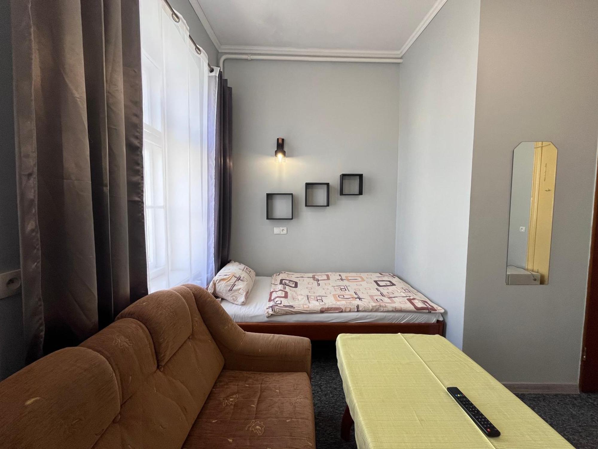 Namysłów Hotel Polonia מראה חיצוני תמונה