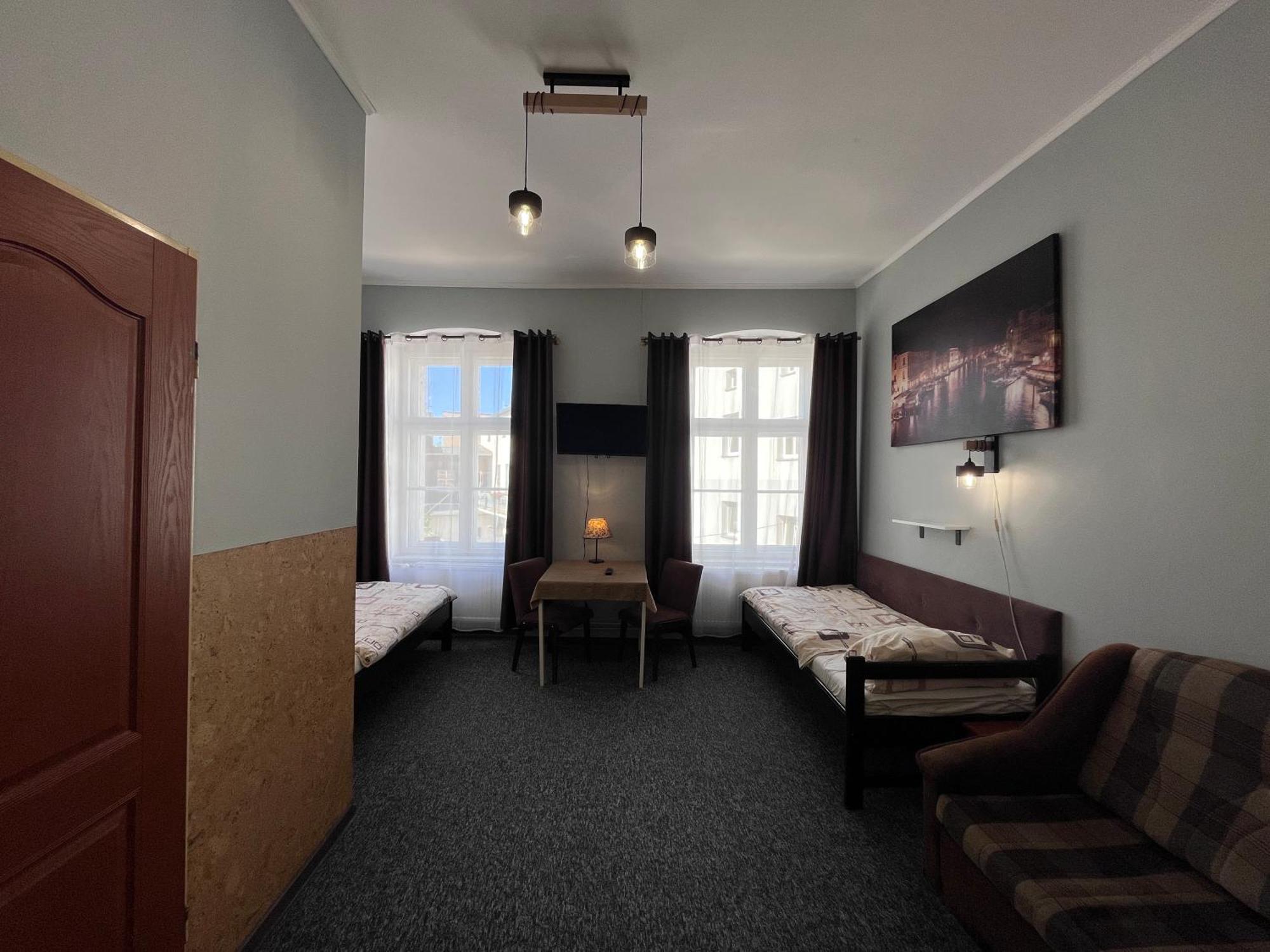 Namysłów Hotel Polonia מראה חיצוני תמונה