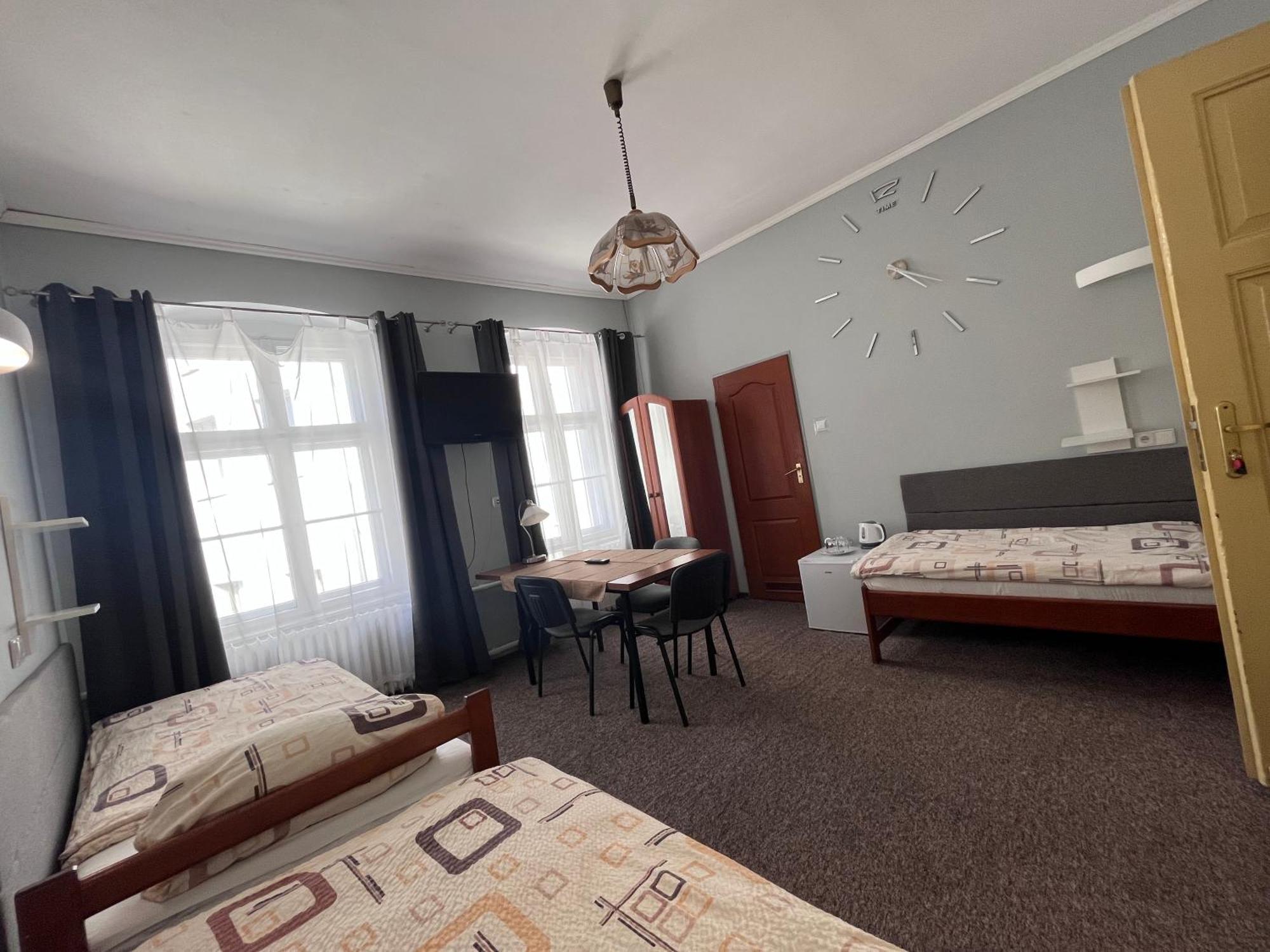Namysłów Hotel Polonia מראה חיצוני תמונה