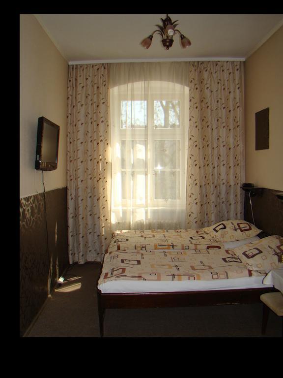 Namysłów Hotel Polonia חדר תמונה