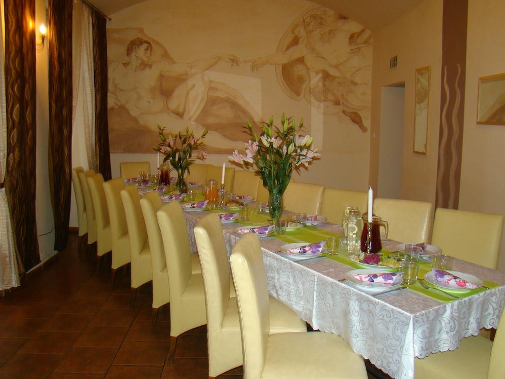 Namysłów Hotel Polonia מראה חיצוני תמונה